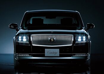 Toyota создаст внедорожник с роскошью Rolls-Royce