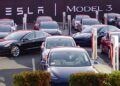 На заводе Tesla в Германии произошел пожар