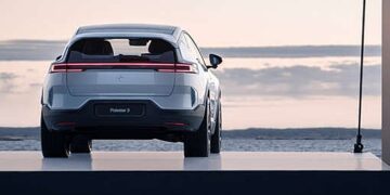 Polestar выпустит первый в своей истории электрический кроссовер