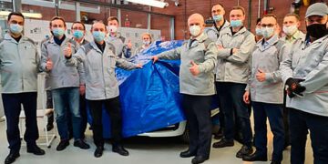 Мантуров: выпуск модели нового семейства Lada начнется в конце 2024 года