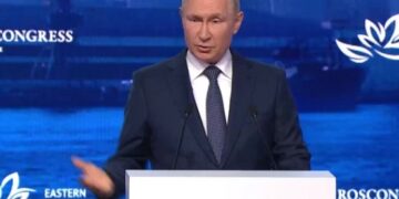 Путин: Россия будет подвигать «объединительную повестку дня»