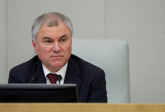 Спикер Госдумы предупредил о наказании для подписавших документ с осуждением РФ при пересечении границы