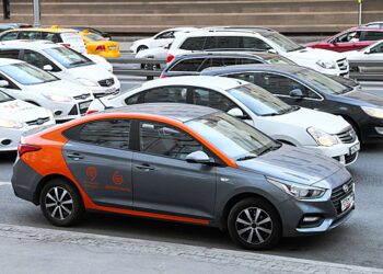 СМИ: Аренда машин дорожает быстрее поездки на такси