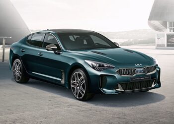 Провалившийся фастбек Kia Stinger отправят в отставку. K5 приготовиться?