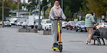 Изменения в ПДД о езде на электросамокатах вступят в силу в марте