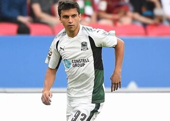 В УЕФА объяснили запрет Польши на въезд российского футболиста