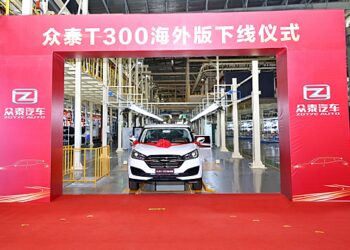Zotye вернулась со старым кроссовером Т300, но обещает кучу новинок