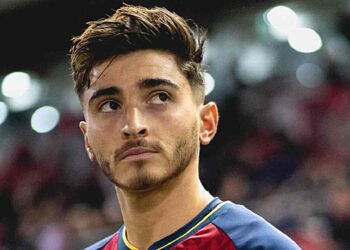 Джошуа Кавалло осудил Икера Касильяса и Карлеса Пуйоля за шутки о геях