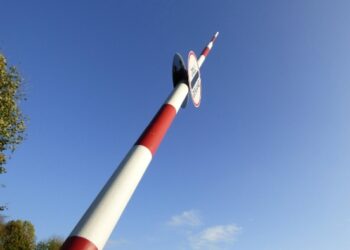 На границе Псковской области из-за очередей на выезд пришлось ставить палатки для обогрева и туалеты