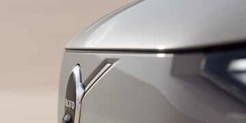 Volvo будет выпускать свой самый маленький электрокроссовер в Китае