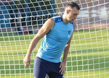 Колыванов о Дзюбе: теперь ему всю жизнь аплодировать?