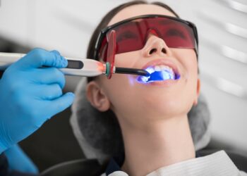 Методики отбеливания зубов