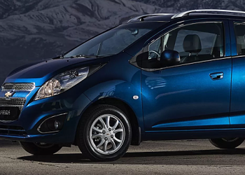 В Россию привезли автомобиль за 1 млн рублей