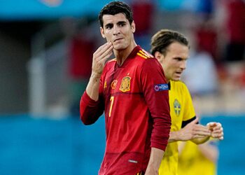 Семь футболистов сборной Испании простудились перед матчем на ЧМ-2022