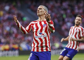 «Атлетико» проиграл «Порту» и занял последнее место в группе ЛЧ