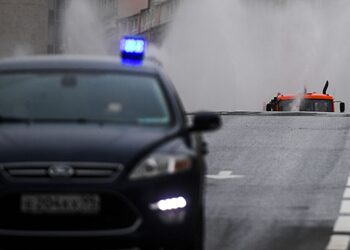 «Не верится, что они пересядут на Lada»: на чем теперь будут возить чиновников