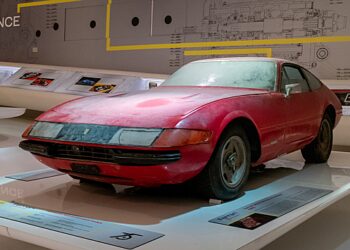 В музее Ferrari появилась «брошенная» Daytona