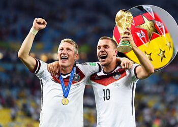 Почему ФИФА запретила гонщику «Мерседеса» нанести изображение кубка мира на шлем?