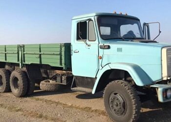 На продажу выставили новые грузовики ЗИЛ-133 из запасов Госрезерва