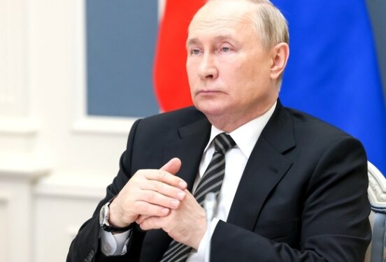 «Не надо, нам хватит»: Путин ответил матери солдата на вопрос о мобилизации