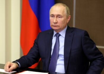 Путин распорядился провести демобилизацию студентов ЛДНР
