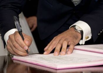 Путин разрешил российской компании приобрести активы американской Baker Hughes