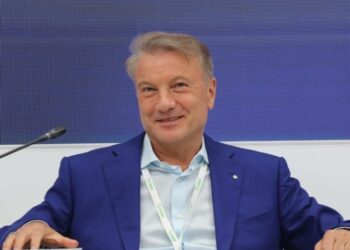 РБК: Греф заявил, что кризис сделал жизнь «яркой, красочной и интересной»