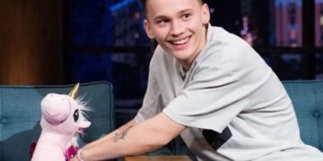 Shot: Генпрокуратуру попросили признать «беспринципного» блогера Милохина иноагентом