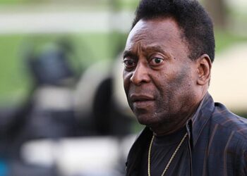 Футболист Пеле начал прощаться с семьей