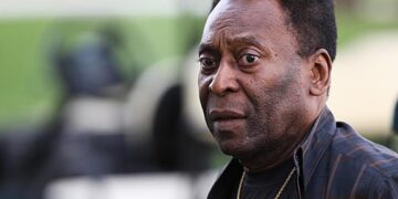 Футболист Пеле начал прощаться с семьей