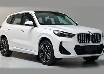 BMW превратит новый кроссовер X1 в лимузин