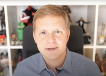 Блогера-иноагента Камикадзе Ди объявили в федеральный розыск