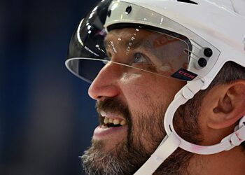 Майоров: мне всё равно, что Овечкин в НХЛ рекорды ставит, это не российское