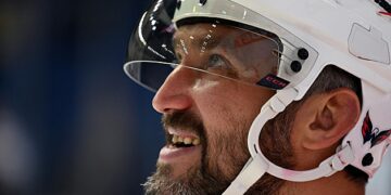 Майоров: мне всё равно, что Овечкин в НХЛ рекорды ставит, это не российское