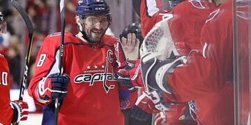 Овечкин сократил отставание от Гретцки в списке лучших снайперов НХЛ до 98 голов