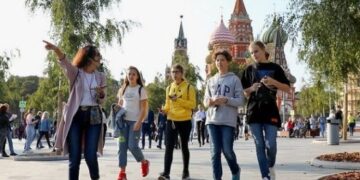 Глава ВЦИОМ заявил о «временном космополитизме» среди молодежи