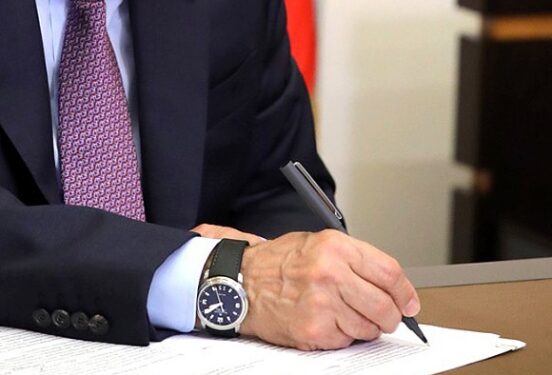 Путин на период проведения спецоперации освободил военных от декларирования доходов и расходов