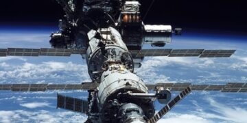 В «Роскосмосе» сообщили, что температура в корабле «Союз МС-22» начинает снижаться