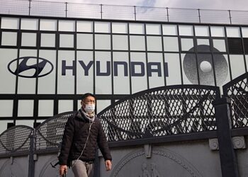 Продажи автомобилей Hyundai в России упали на 66%