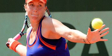 Павлюченкова вылетела из борьбы на турнире в Аделаиде