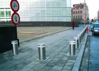 Виды и преимущества боллард