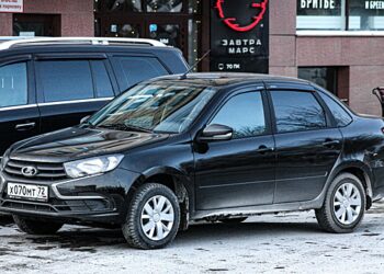 «АвтоВАЗ» красит новые автомобили в один цвет из-за дефицита краски