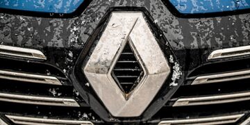 Названы иномарки, которые будут исчезать из России в 2023 году