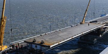 Автодорожную часть Крымского моста закроют