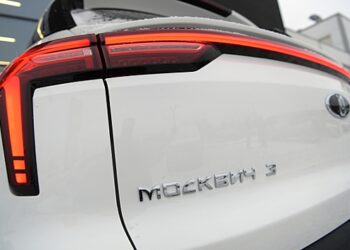 У дилеров появились первые электрические «Москвичи»