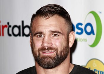 Бывшему бойцу UFC грозит до 50 лет тюрьмы за убийство возлюбленной