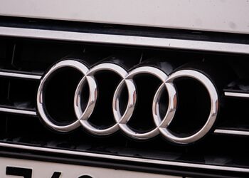 Audi выиграла дело о нарушении авторских прав против Nio из-за названия ES6 и ES8
