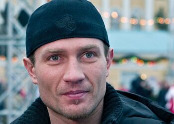 Появились подробности о состоянии Костомарова на сегодняшний день