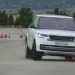 Новый Range Rover с треском провалил «лосиный тест»