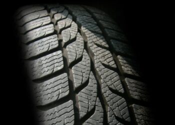 Четыре человека погибли в столкновении двух легковых машин в Татарстане